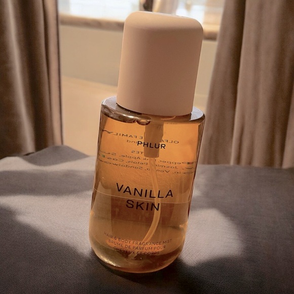 PHLUR Vanilla Skin Full Size Body Mist 8 fl oz.